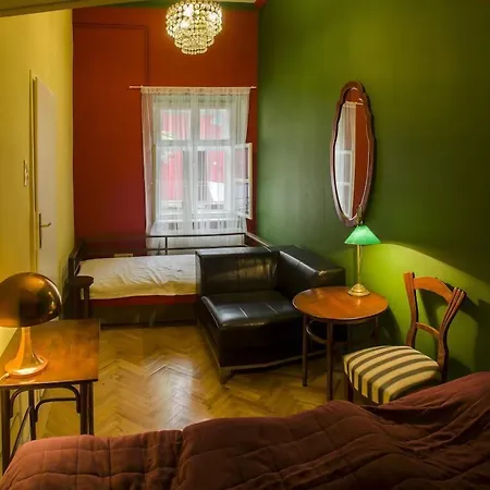 Santico Art And Budapest