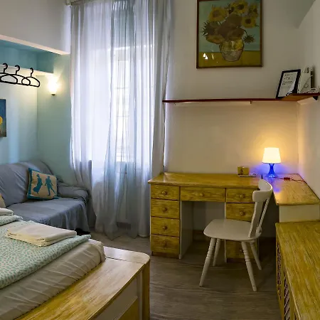 מלון Santico Art And 2*