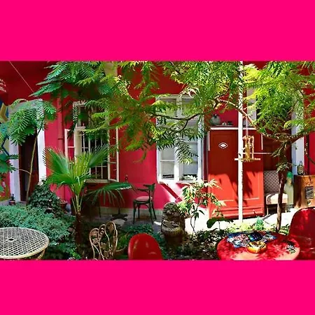 Hotell Santico Art And 2*